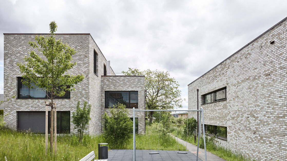 Terca, classic, marziale, reference Multi family house in Bassersdorf