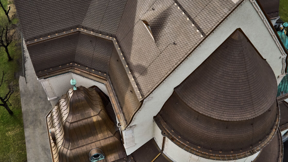 Casta Manufaktur, Casta, Dach, umbra, Berner, Denkmalpflege Kirche St. Maria in Neudorf