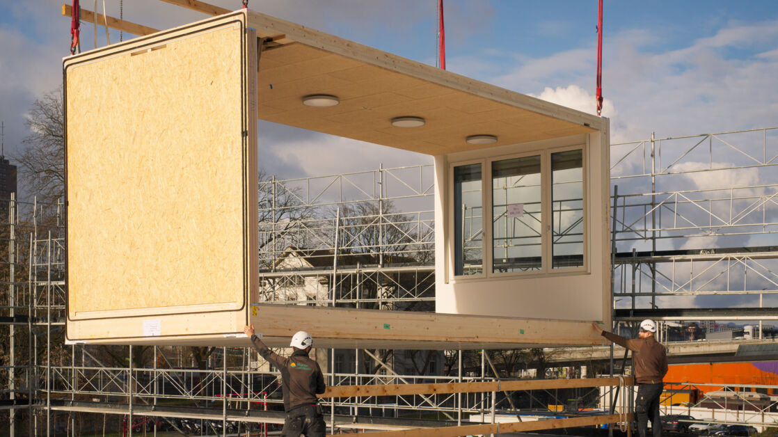 Écoles provisoires avec salle de sport, Zurich Écoles provisoires avec salle de sport, Zurich