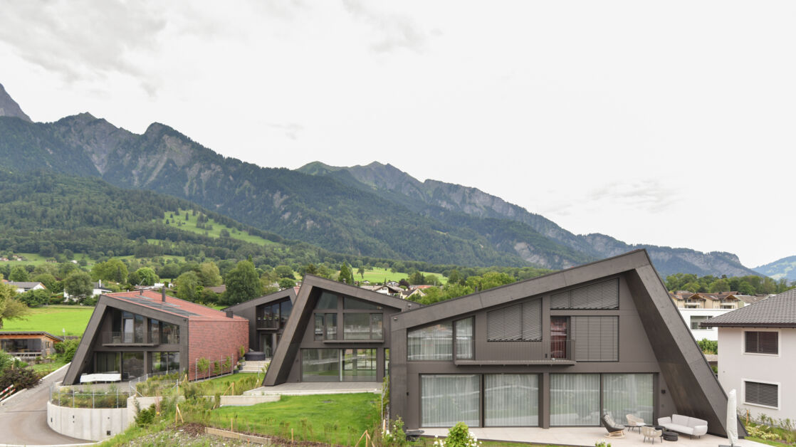 Unter der Linde Maienfeld 1