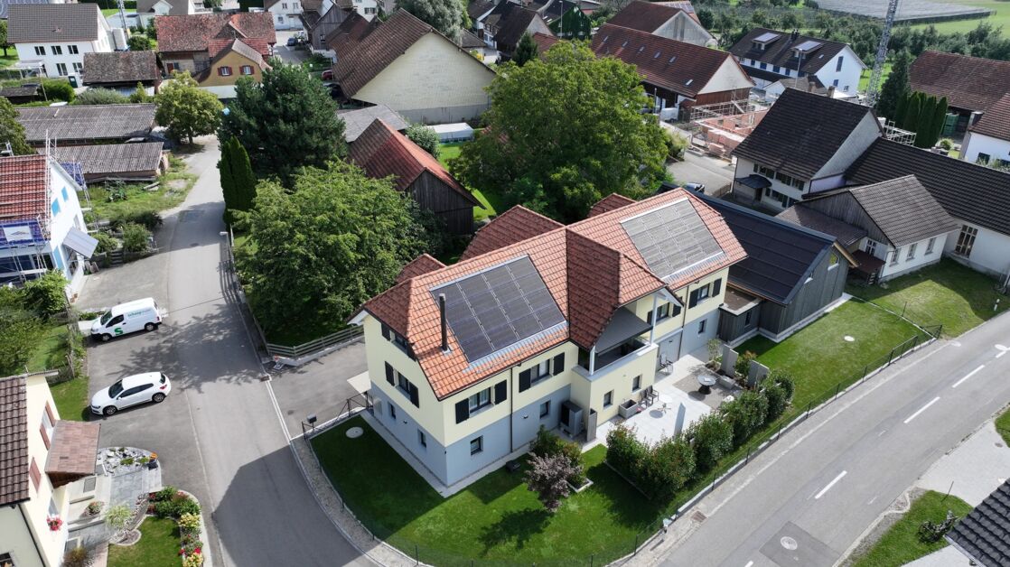 Referenzobjekt Photovoltaik, Wohnhaus in Kümmersthausen Referenzobjekt Photovoltaik, Wohnhaus in Kümmersthausen