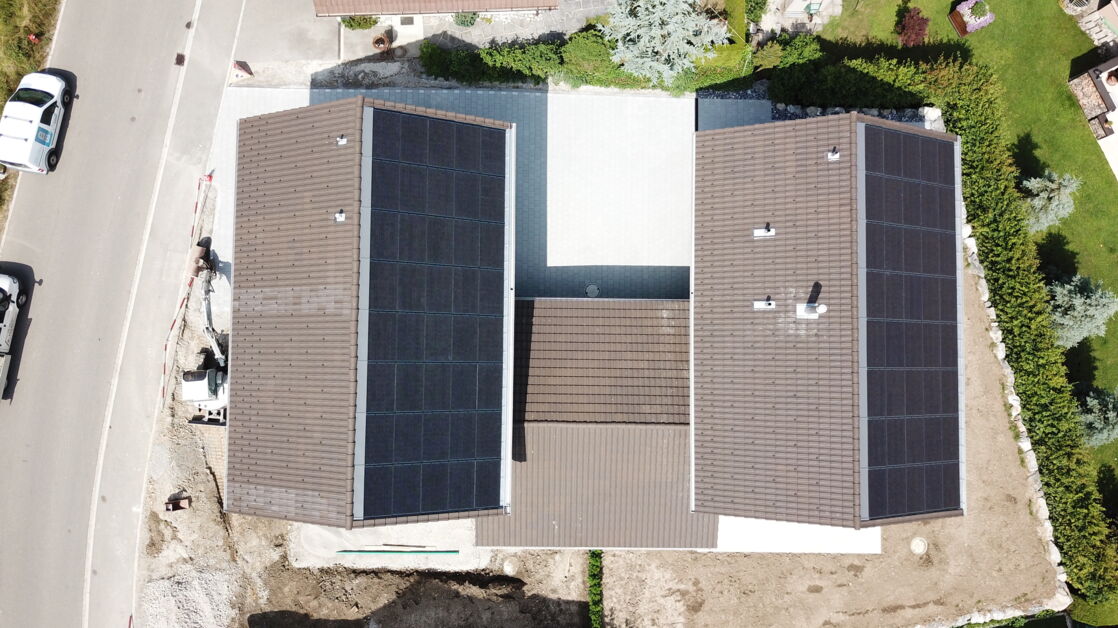 DCIM\100MEDIA\DJI_0059.JPG Photovoltaics in Bazenheid