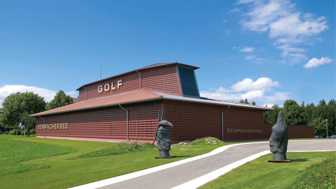 golf club, tile, roof, Plano, red, ZZ Wancor Golf club in Sempach