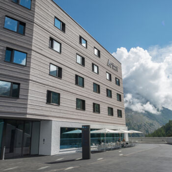 Wellnesshostel 4000 & Aqua Allalin in Saas Fee
