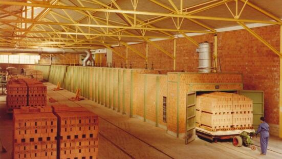 Geschichte Zürcher Ziegeleien Tunnelofen Rafz Geschichte Zürcher Ziegeleien Tunnelofen Rafz