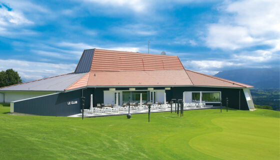 golf club, tile, roof, Plano, red, ZZ Wancor Golf club in Sempach