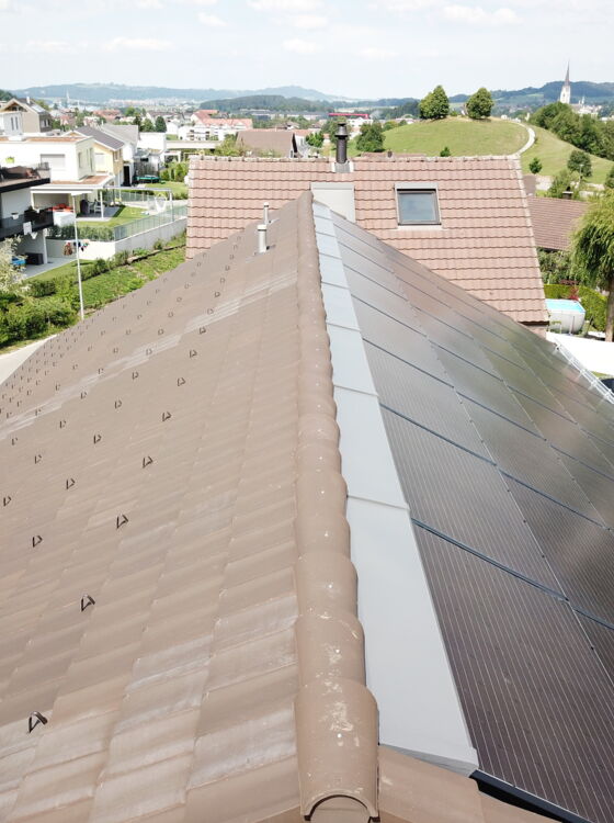 DCIM\100MEDIA\DJI_0057.JPG Photovoltaics in Bazenheid