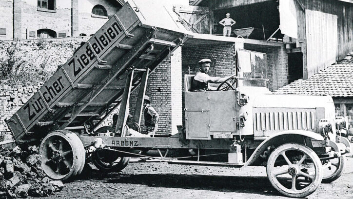 Lastwagen um 1920