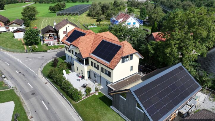 Referenzobjekt Photovoltaik, Wohnhaus in Kümmersthausen Referenzobjekt Photovoltaik, Wohnhaus in Kümmersthausen